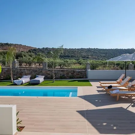 Helia By Smaris Collection In Malia * Kartsinianos
